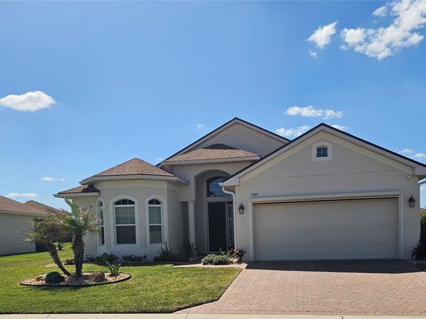 1347 OAKMONT DRIVE, WINTER HAVEN, FL 33884