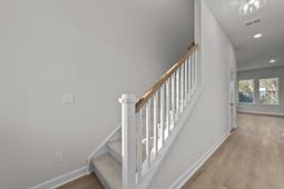 992 Triton Ave. photo 4