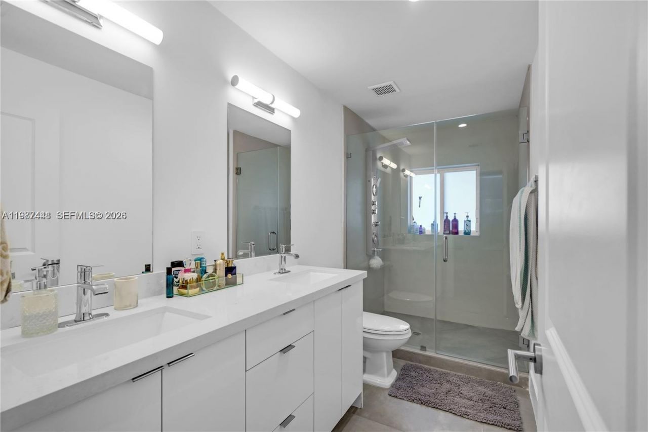 10471 SW 164th St, Miami, FL 33157 Photo