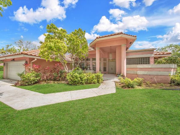 5111 NW 104th Avenue, Coral Springs, FL 33076