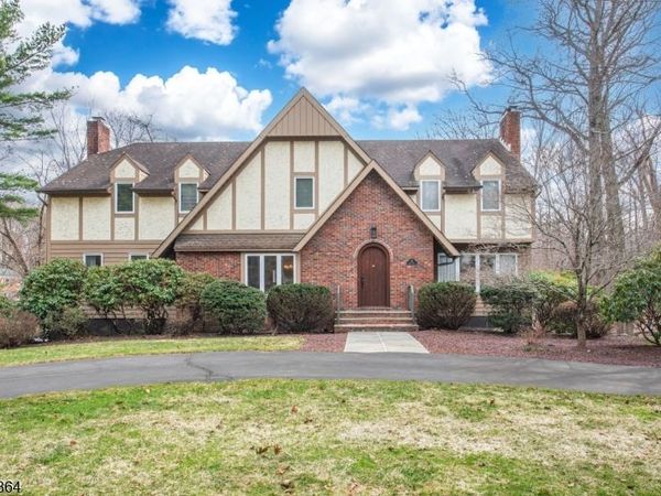 20 Arden Rd, Denville, NJ 07834