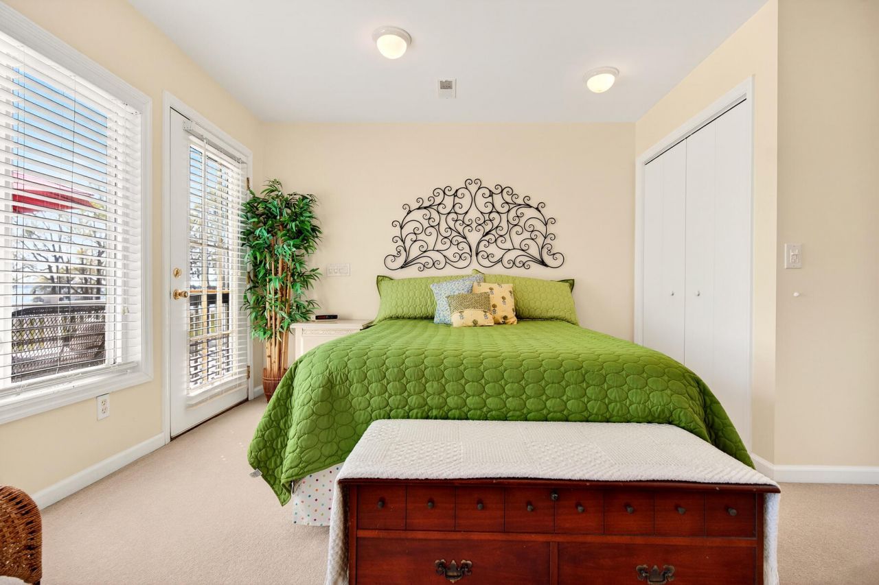 3282 Francis Marion Boulevard Photo 111