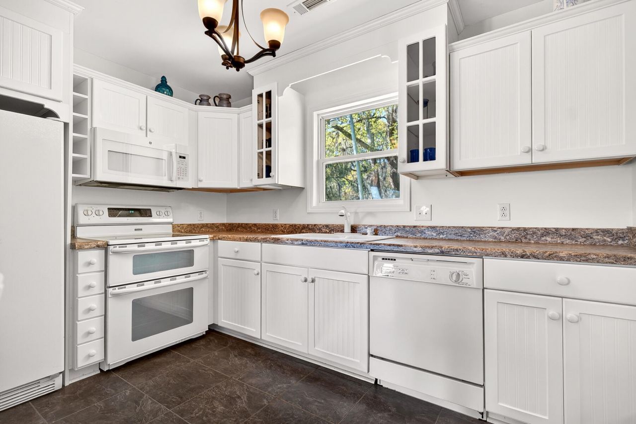 3282 Francis Marion Boulevard Photo 123