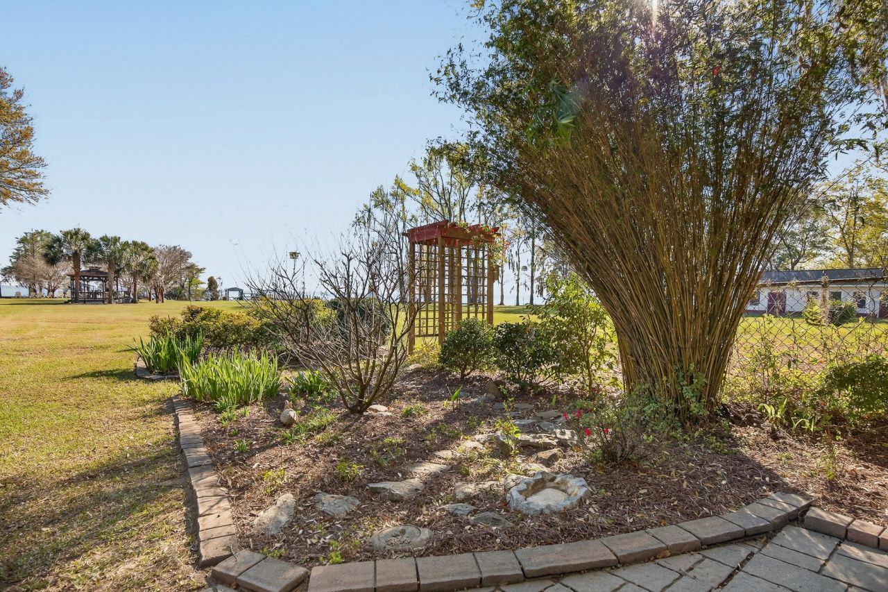 3282 Francis Marion Boulevard Photo 50