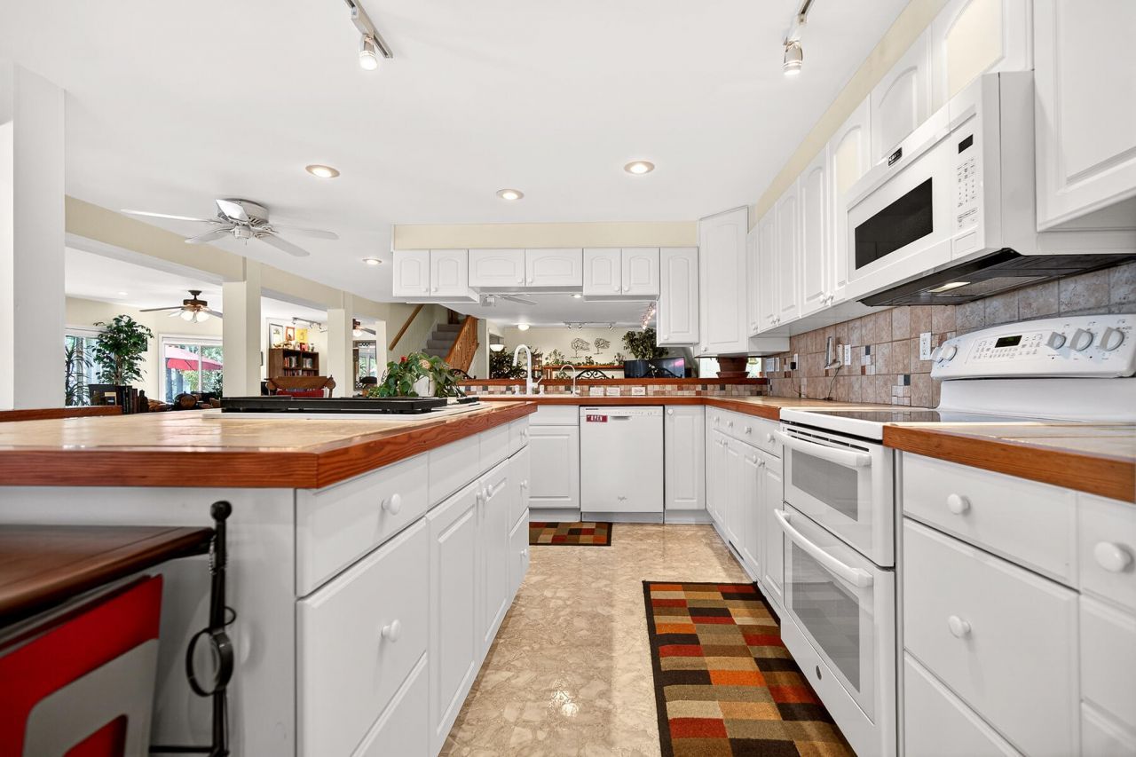 3282 Francis Marion Boulevard Photo 62