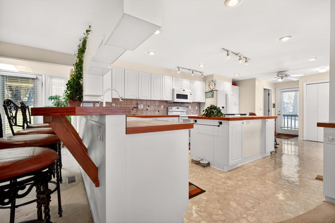 3282 Francis Marion Boulevard Photo 69