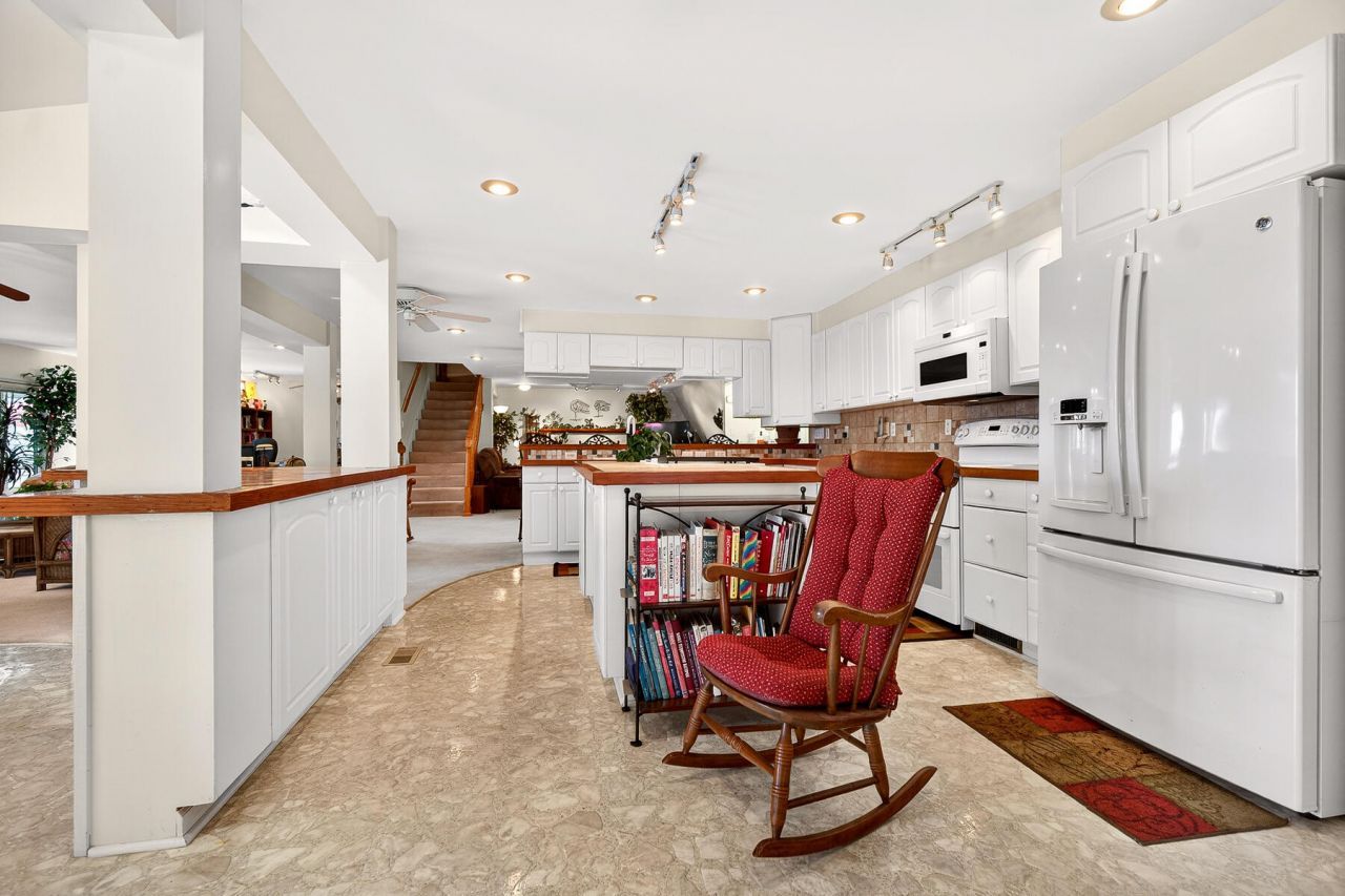 3282 Francis Marion Boulevard Photo 71