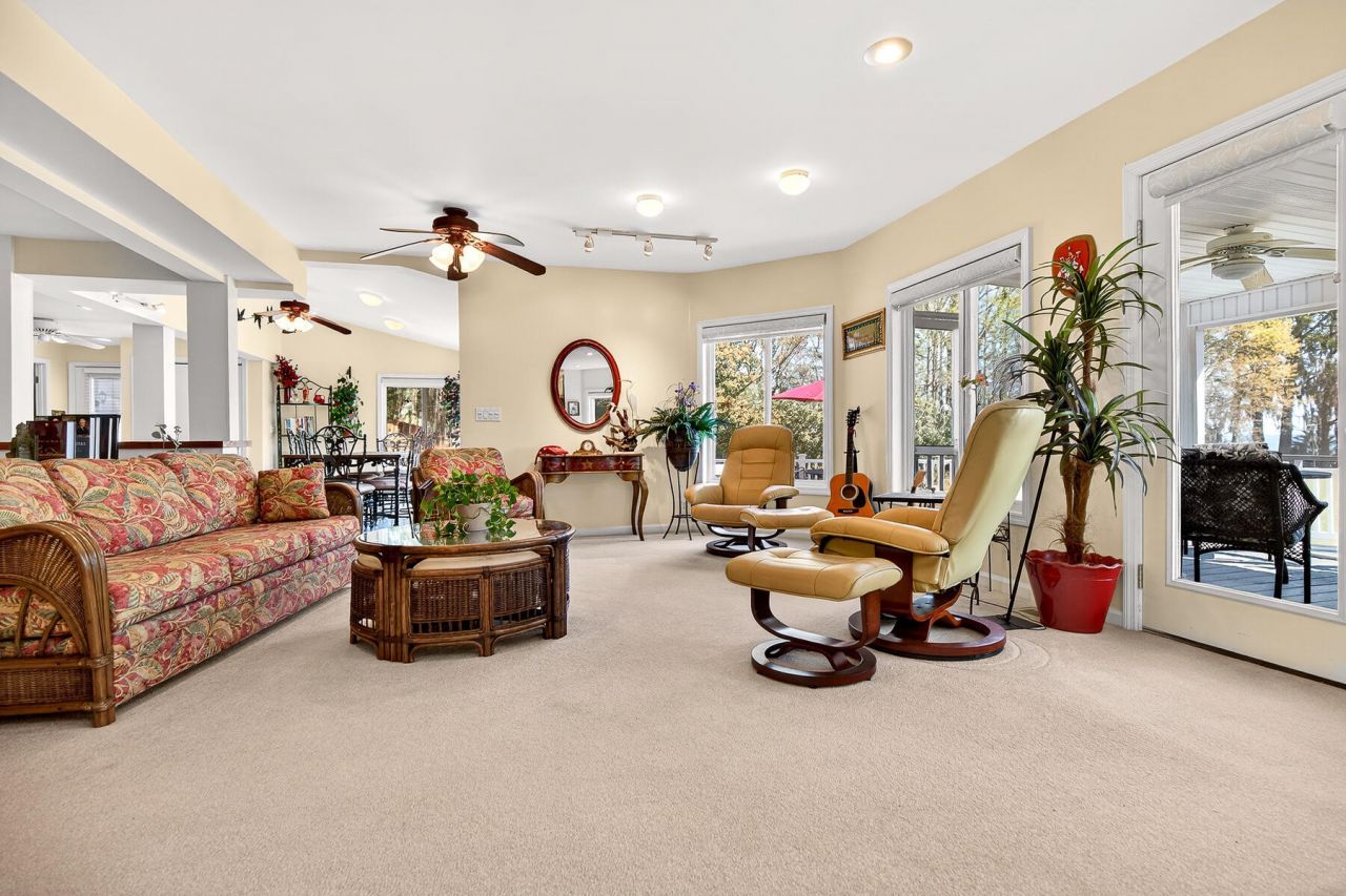 3282 Francis Marion Boulevard Photo 77