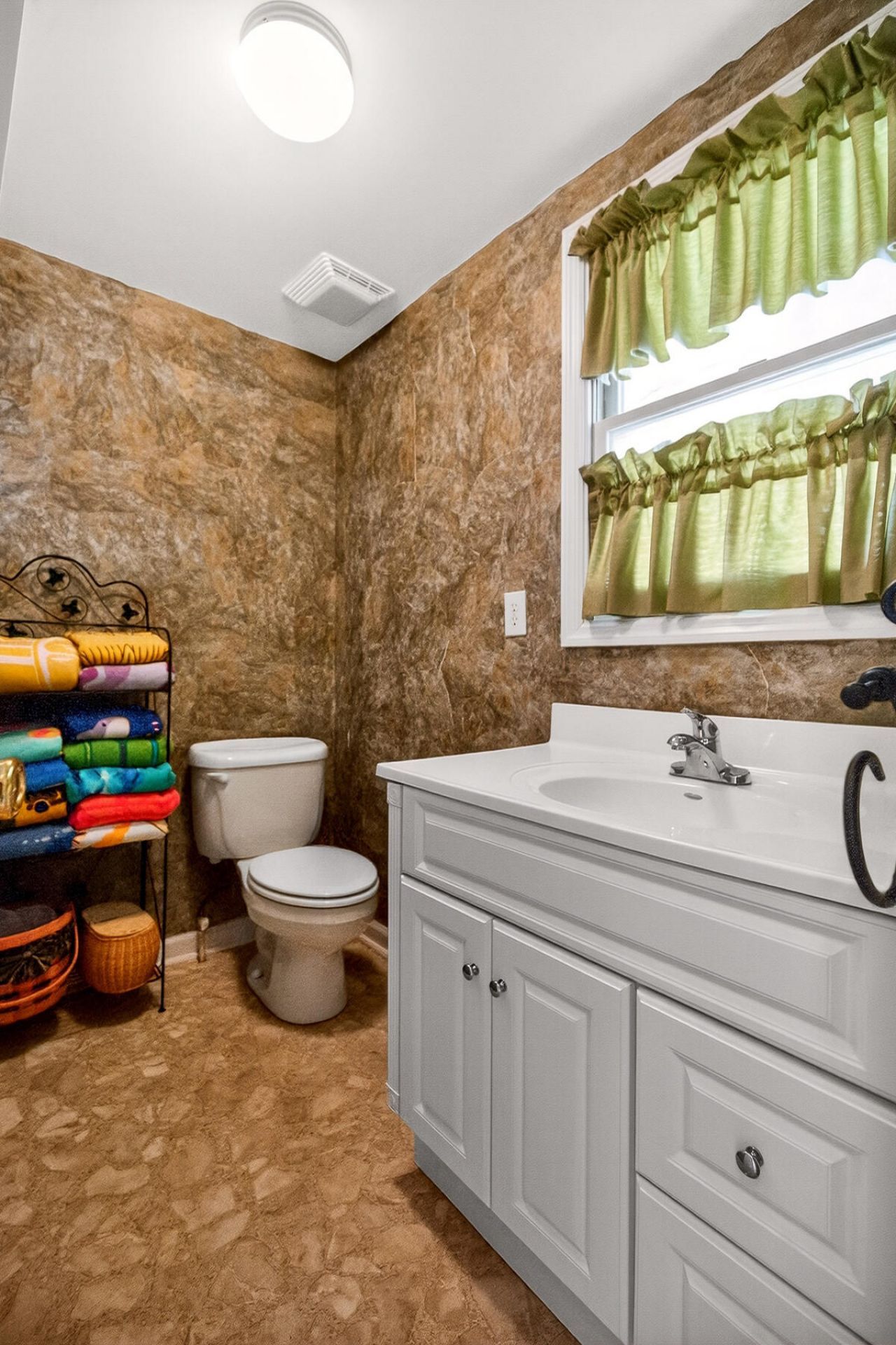 3282 Francis Marion Boulevard Photo 85