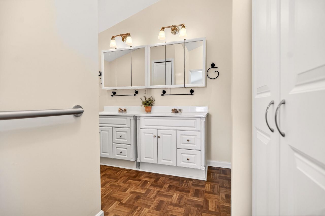 3282 Francis Marion Boulevard Photo 88