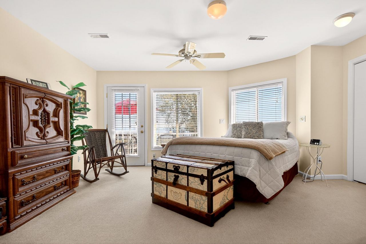 3282 Francis Marion Boulevard Photo 95