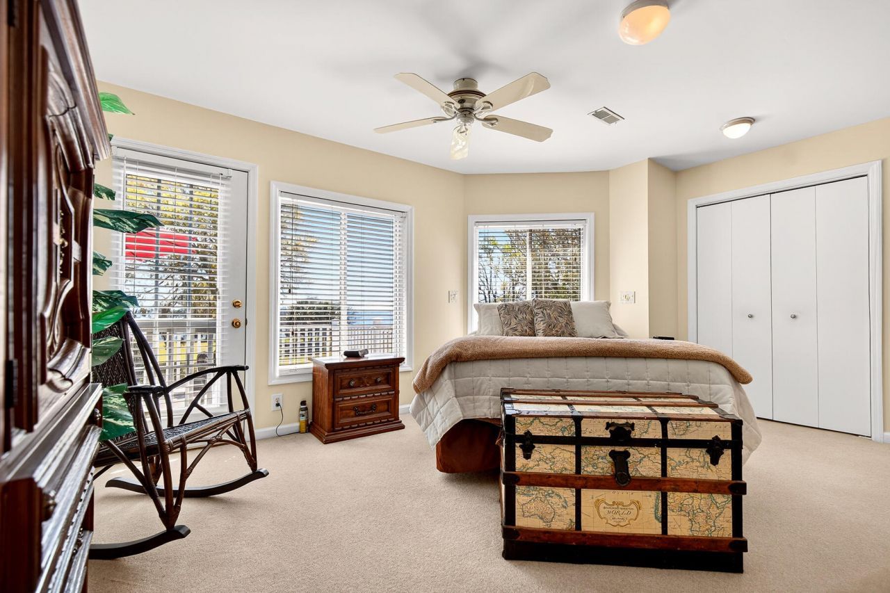 3282 Francis Marion Boulevard Photo 96