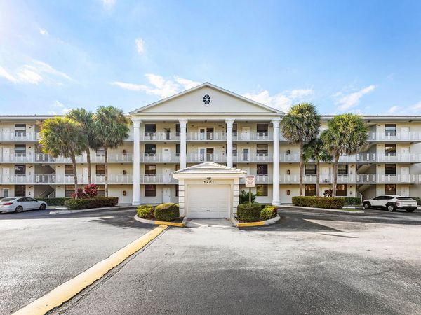 1721 Whitehall Drive, Unit 201, Davie, FL 33324