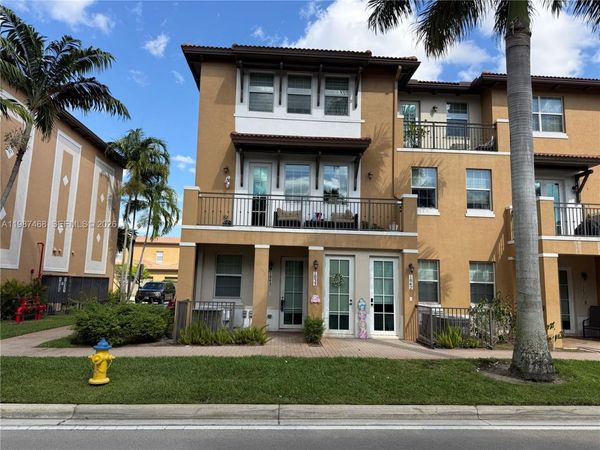 1045 SW 147th Ave , Unit 5609, Pembroke Pines, FL 33027
