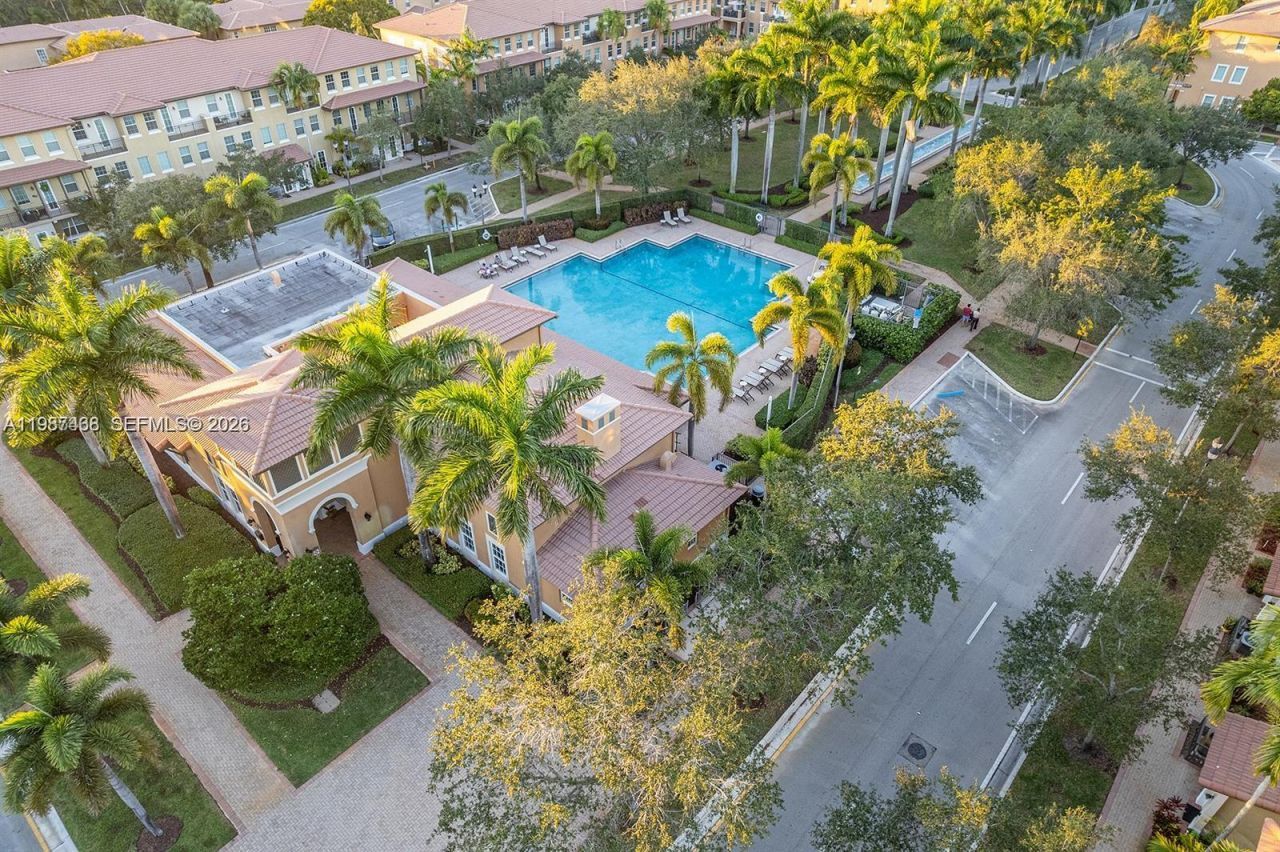 1045 SW 147th Ave , Unit 5609, Pembroke Pines, FL 33027 Photo