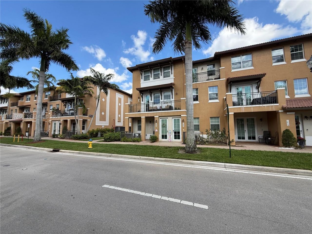 1045 SW 147th Ave , Unit 5609, Pembroke Pines, FL 33027 Photo