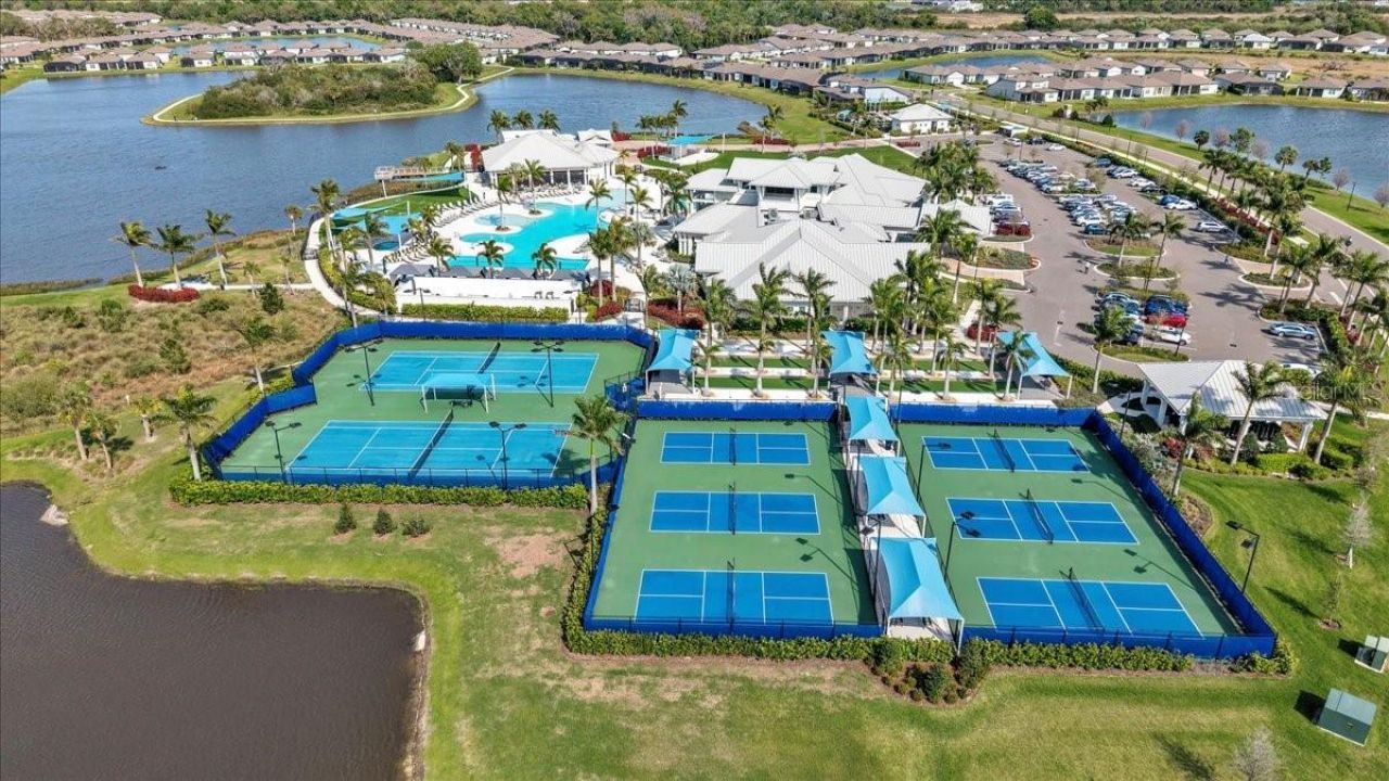 11783 Moonsail Drive, Parrish, FL 34219 Photo