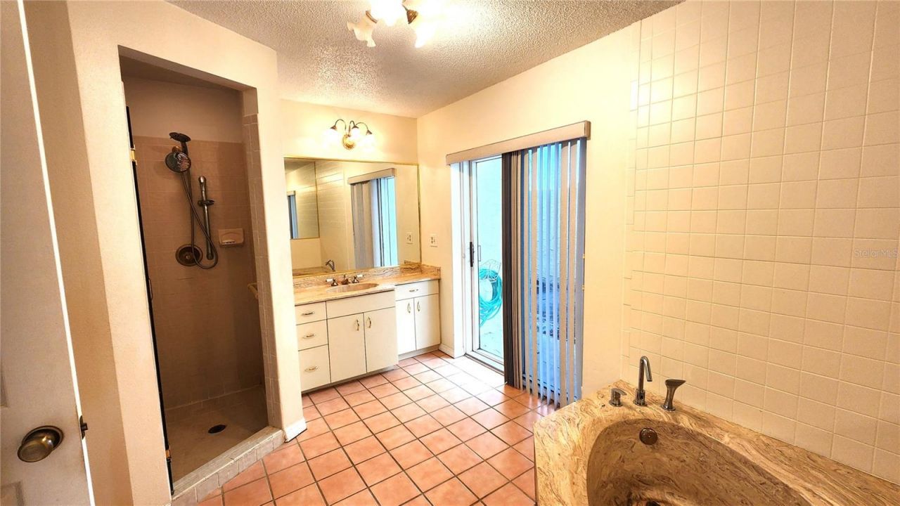 6101 34th Street W, Unit 10A, Bradenton, FL 34210 Photo