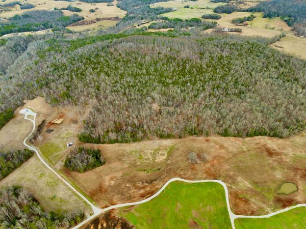 1 Russell Rd , Rock Island, TN 38581