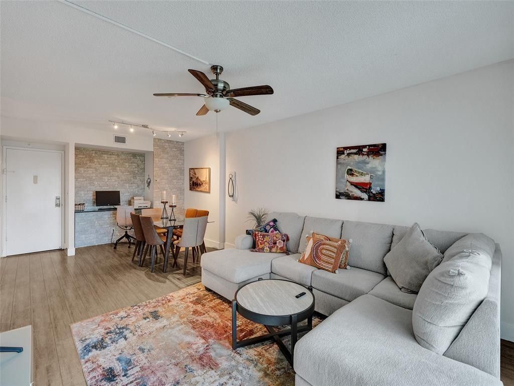 4200 Hillcrest Drive, Hollywood, FL 33021 Photo