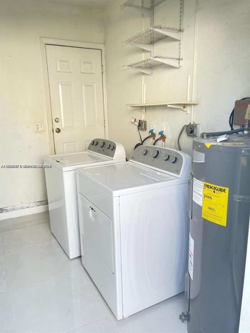 17220 SW 93rd Ave, Unit 2, Palmetto Bay, FL 33157 Photo