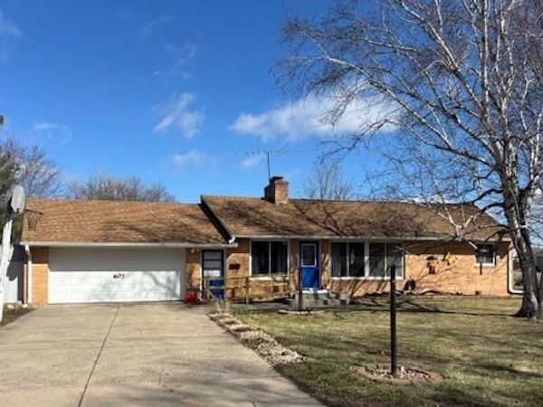 607 1st Street NE, Buffalo, MN 55313