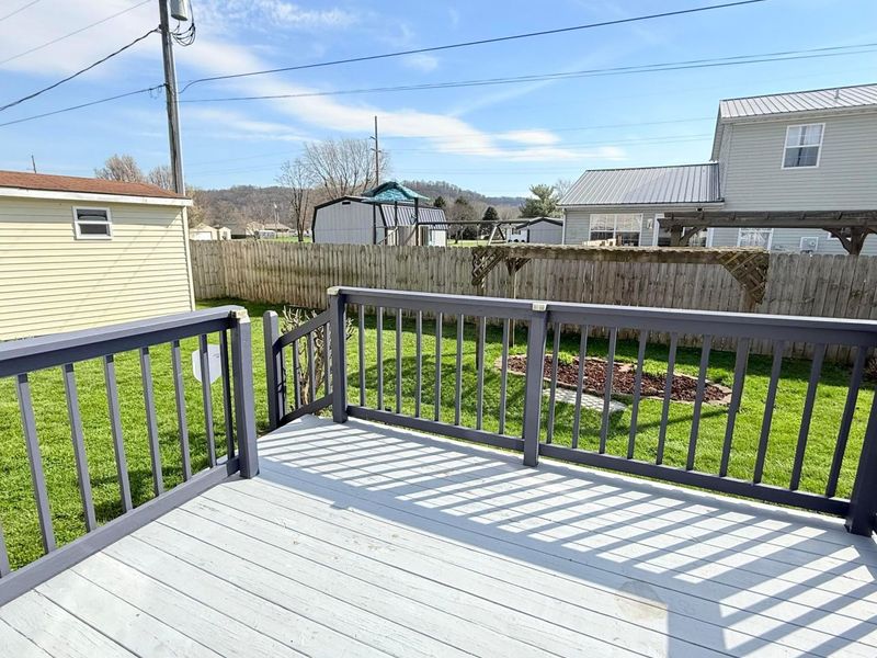 593 Franklin Circle, Chillicothe, OH 45601 Photo 14