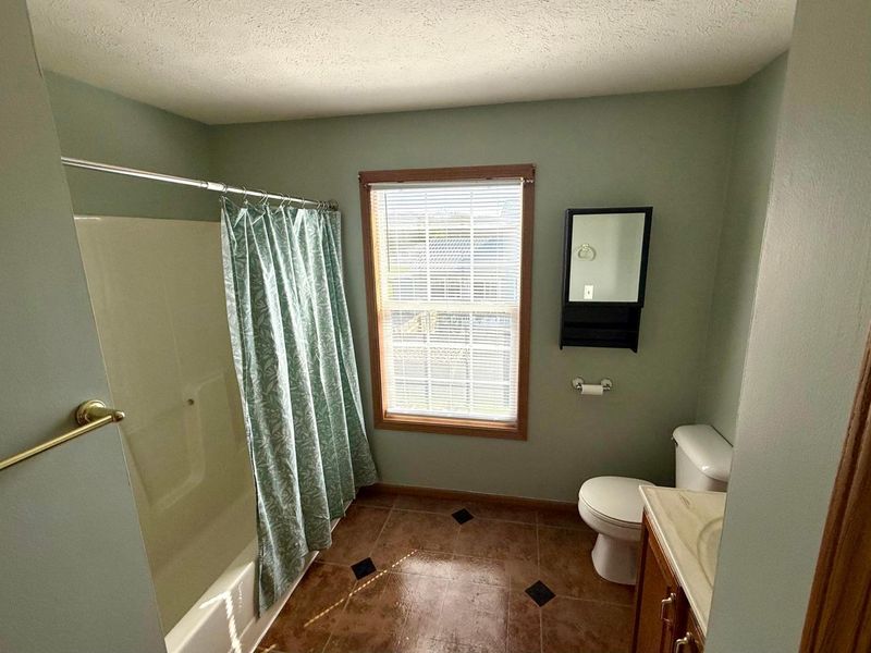 593 Franklin Circle, Chillicothe, OH 45601 Photo 37