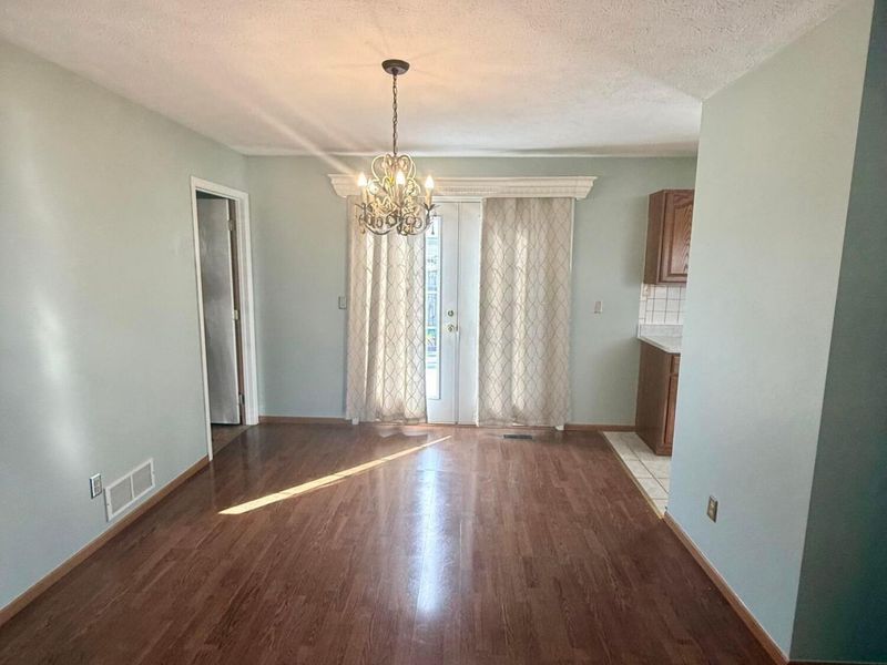 593 Franklin Circle, Chillicothe, OH 45601 Photo 9