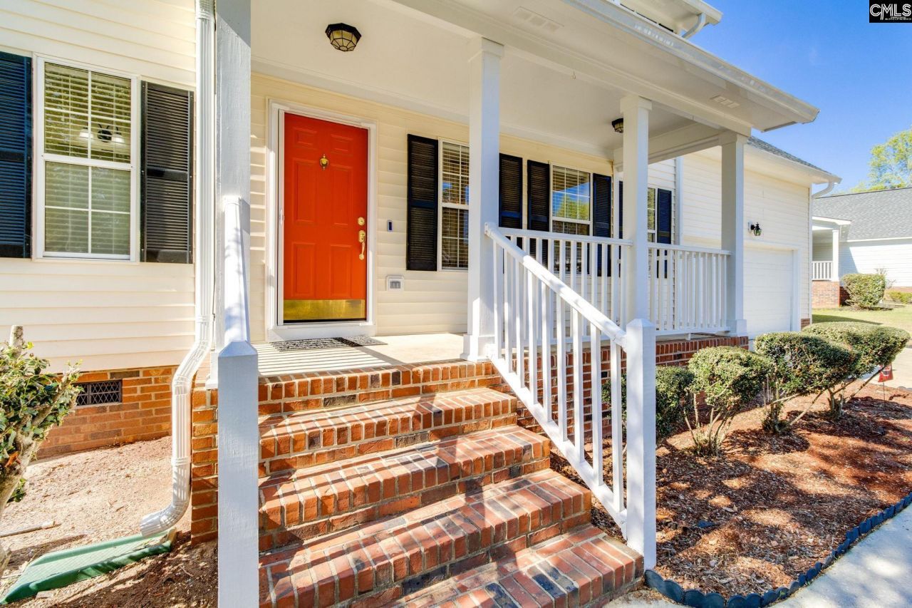 112 Hunters Ridge Drive  Photo 4