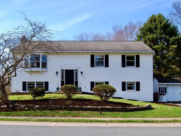 2292 BOB WHITE LANE, LANCASTER, PA 17601