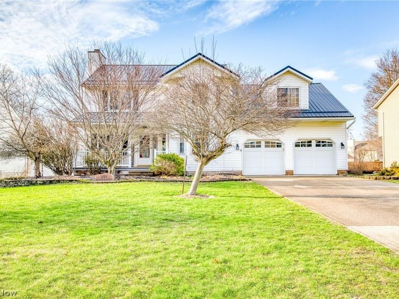 1215 Heatherstone Drive, Painesville Township, OH 44077 Photo 2