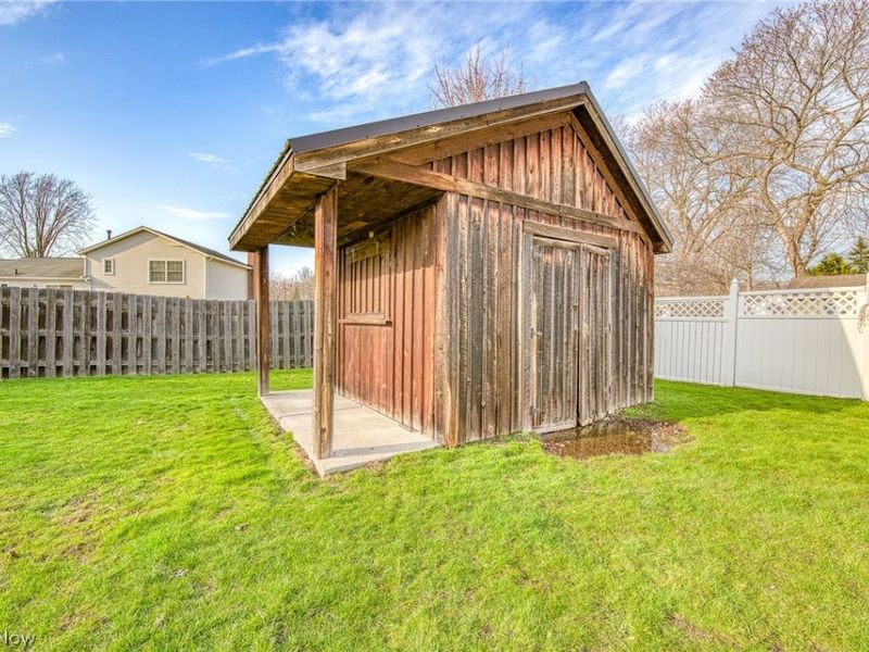 1215 Heatherstone Drive, Painesville Township, OH 44077 Photo 33