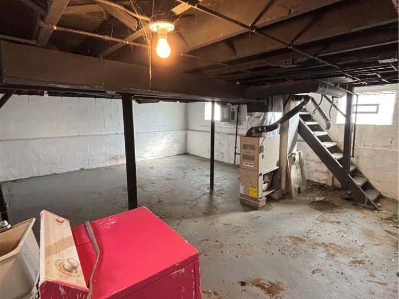 3919 E 99th Street, Cleveland, OH 44105 Photo 10