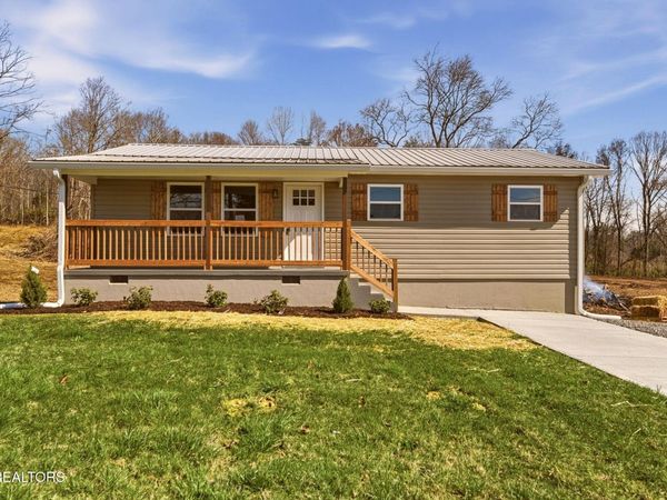 3322 Shipe Rd, Corryton, TN 37721