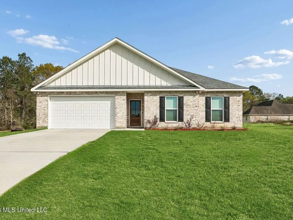85 Knoll Creek Drive, Carriere, MS 39426