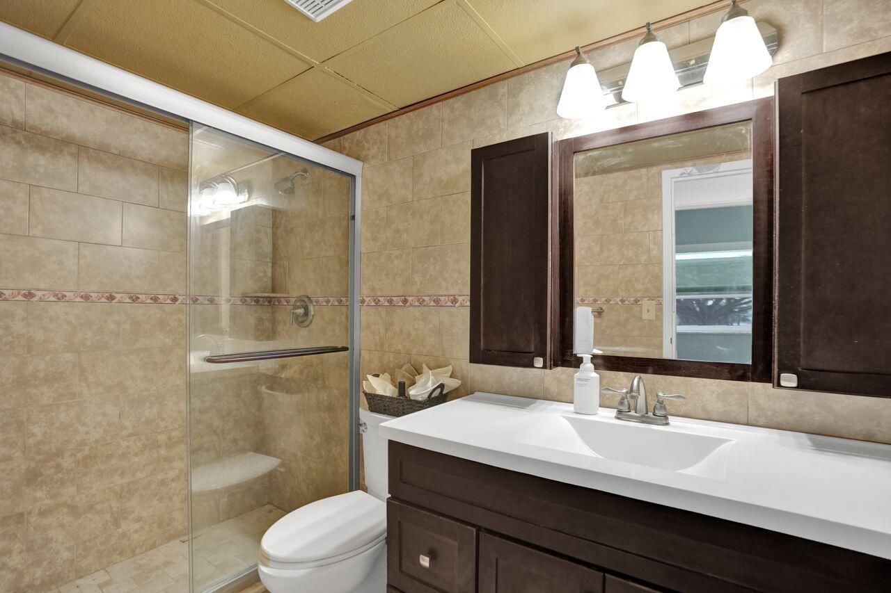 1020 Country Club Drive, Unit 104, Margate, FL 33063 Photo