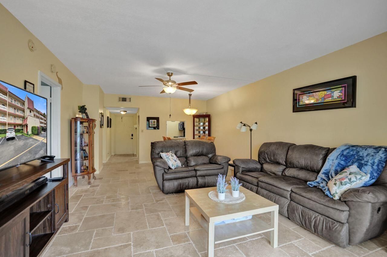 1020 Country Club Drive, Unit 104, Margate, FL 33063 Photo