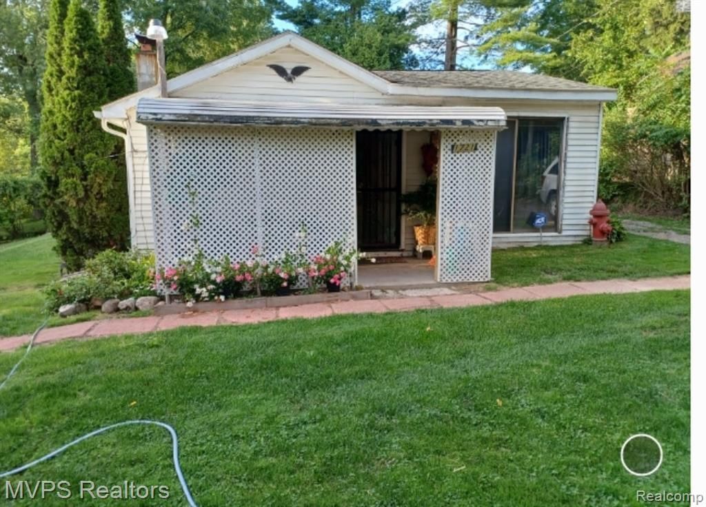 1721 Moffat Road, Addison Township, MI 48367 Main Photo