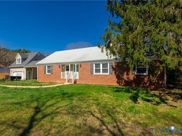8710 N Five Forks Road, Amelia, VA 23002