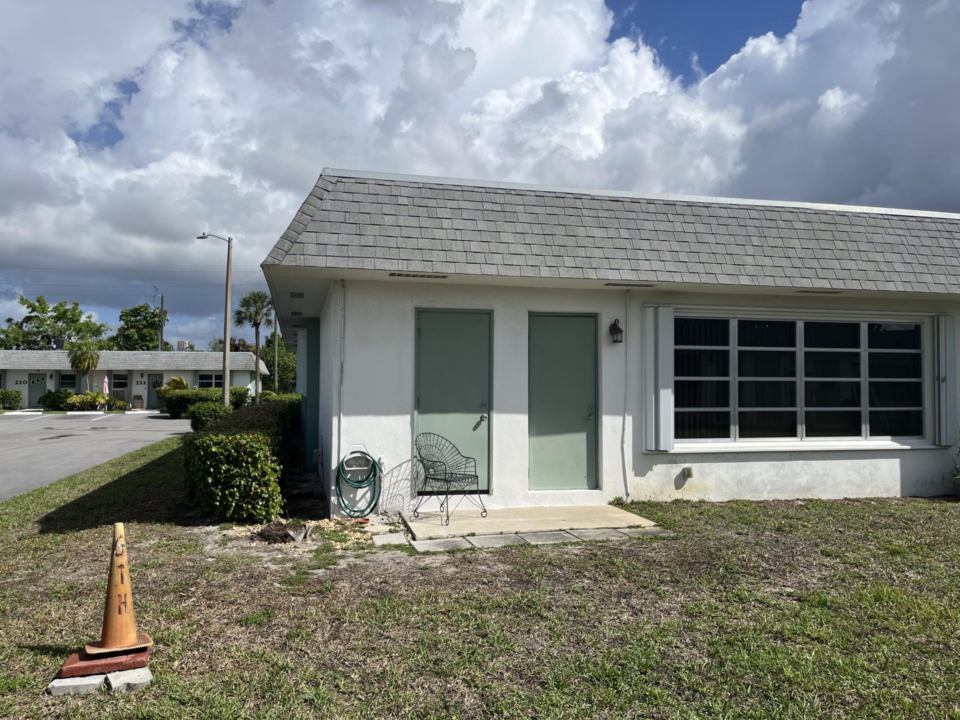 2638 Gately Drive E, Unit 112, West Palm Beach, FL 33415 Photo