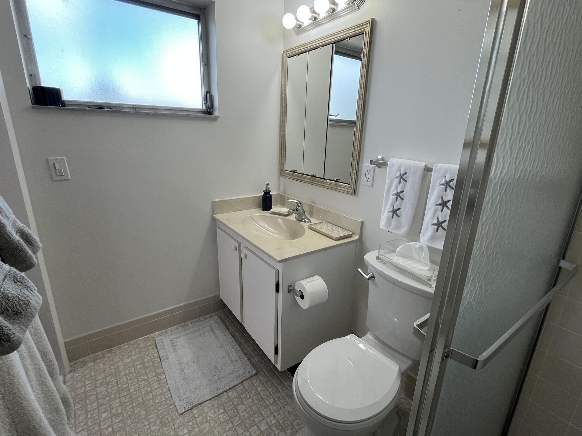 2638 Gately Drive E, Unit 112, West Palm Beach, FL 33415 Photo