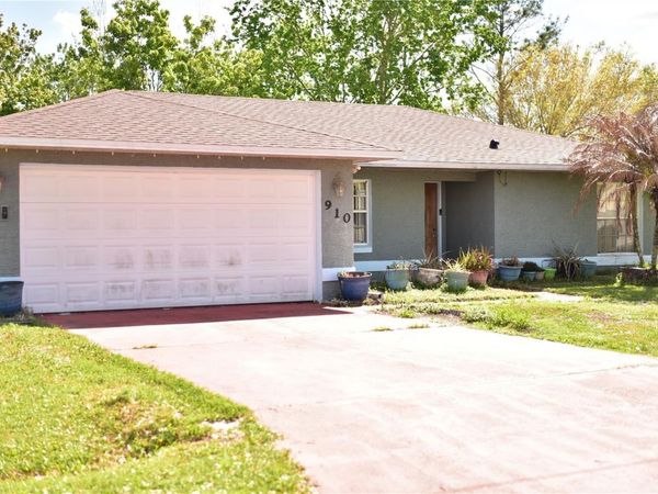 910 LOUVRE COURT , KISSIMMEE, FL 34759