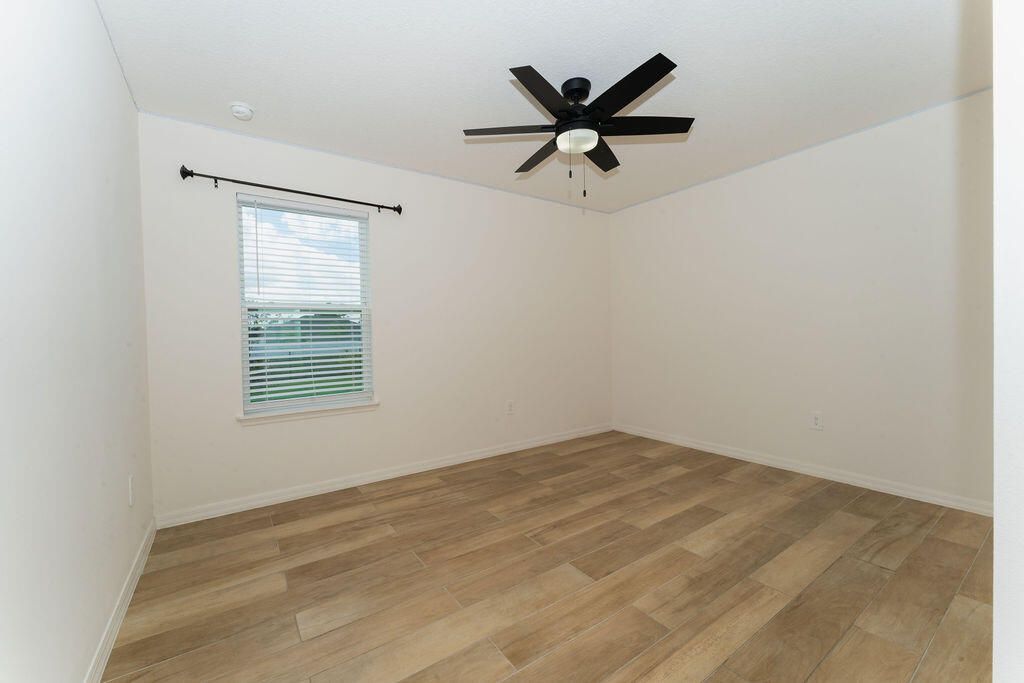 138 SW Carter Avenue, Port Saint Lucie, FL 34983 Photo