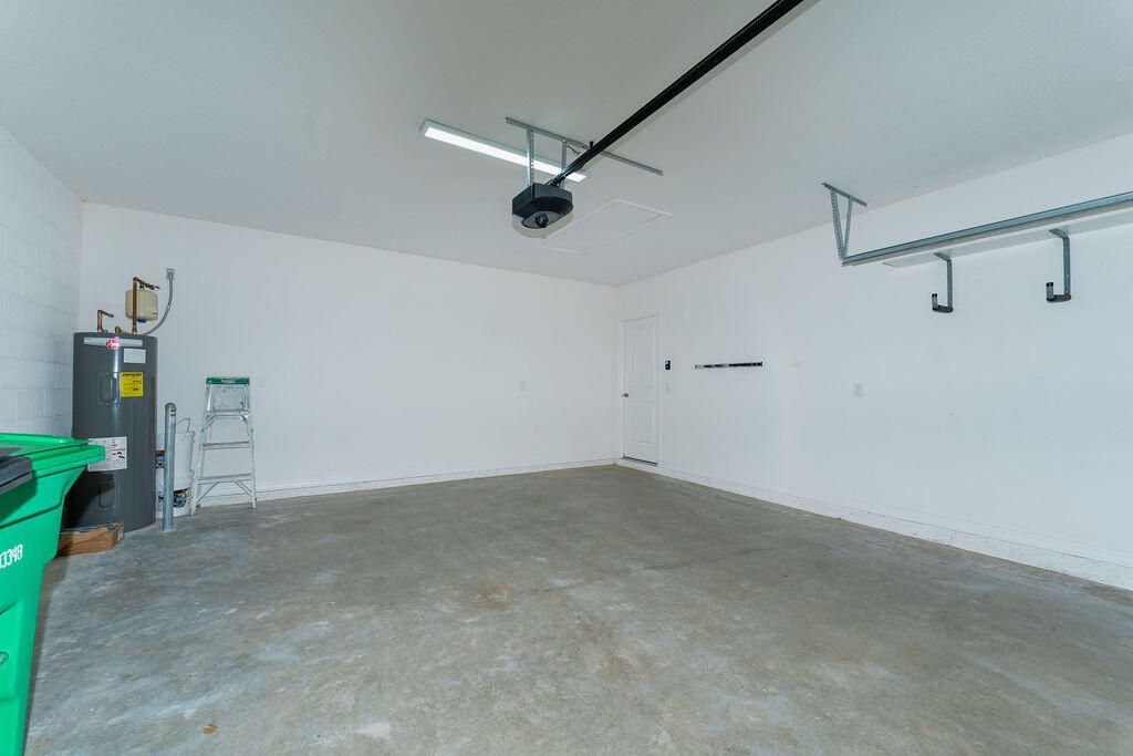 138 SW Carter Avenue, Port Saint Lucie, FL 34983 Photo