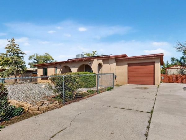 2702 Avenue Del Sol , Santa Fe, NM 87505