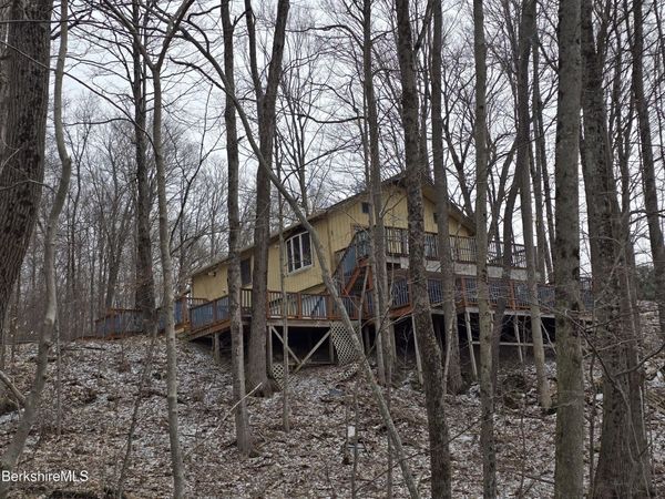 14 East Rd, Stephentown, NY 12168