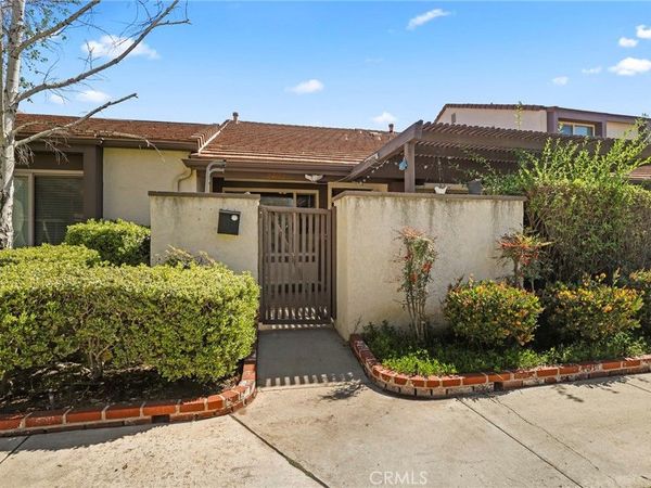 24662 Golfview Drive, Valencia, CA 91355