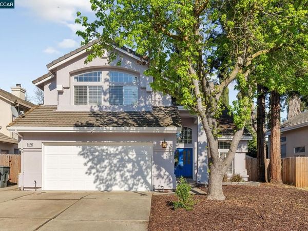 8675 Falmouth Way, Sacramento, CA 95823