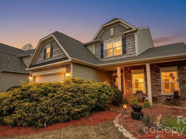 132 Tannin Way, Lexington, NC 27295